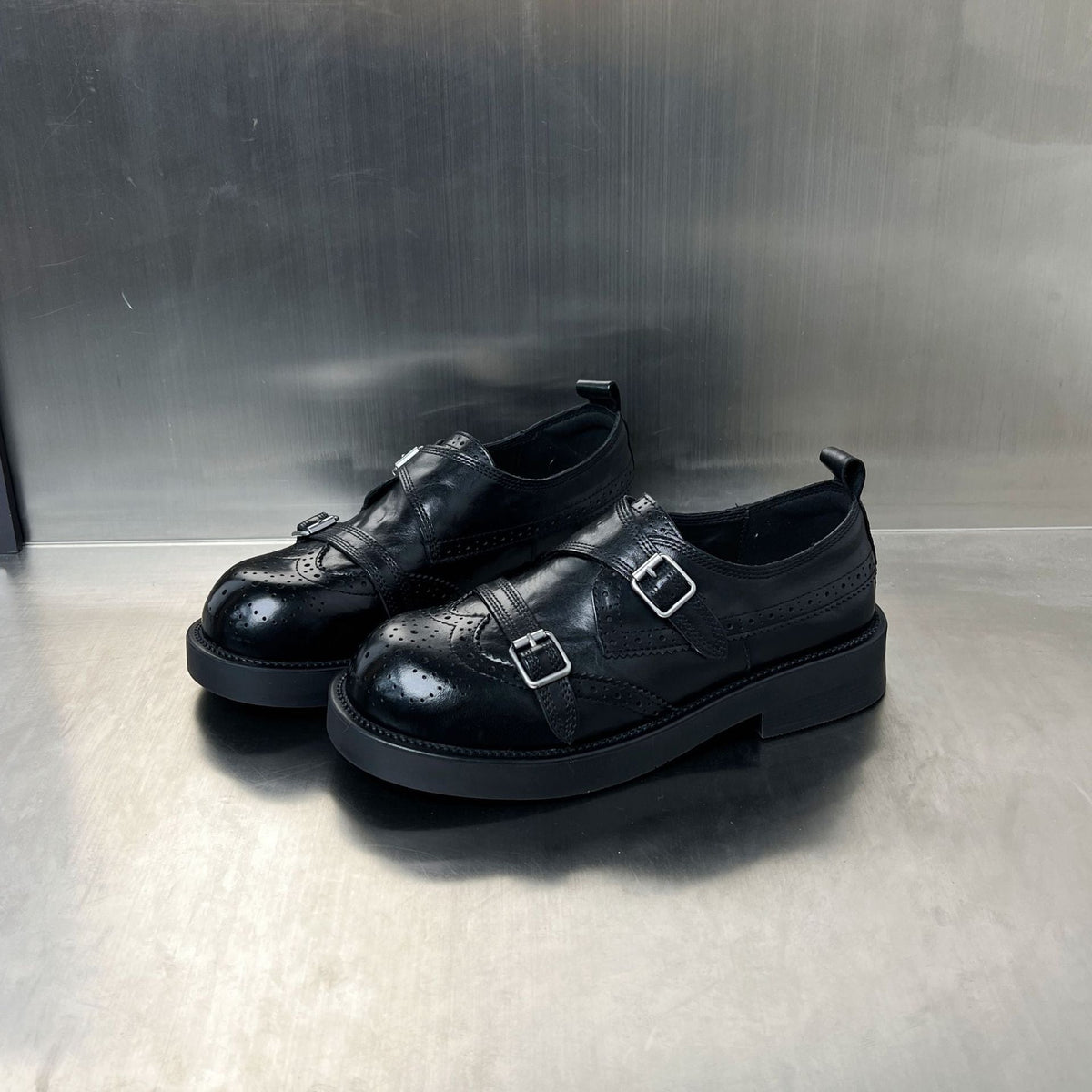 Damen elegante Doppel-Schnallen-Mokassins mit klassischem Broguemuster EB