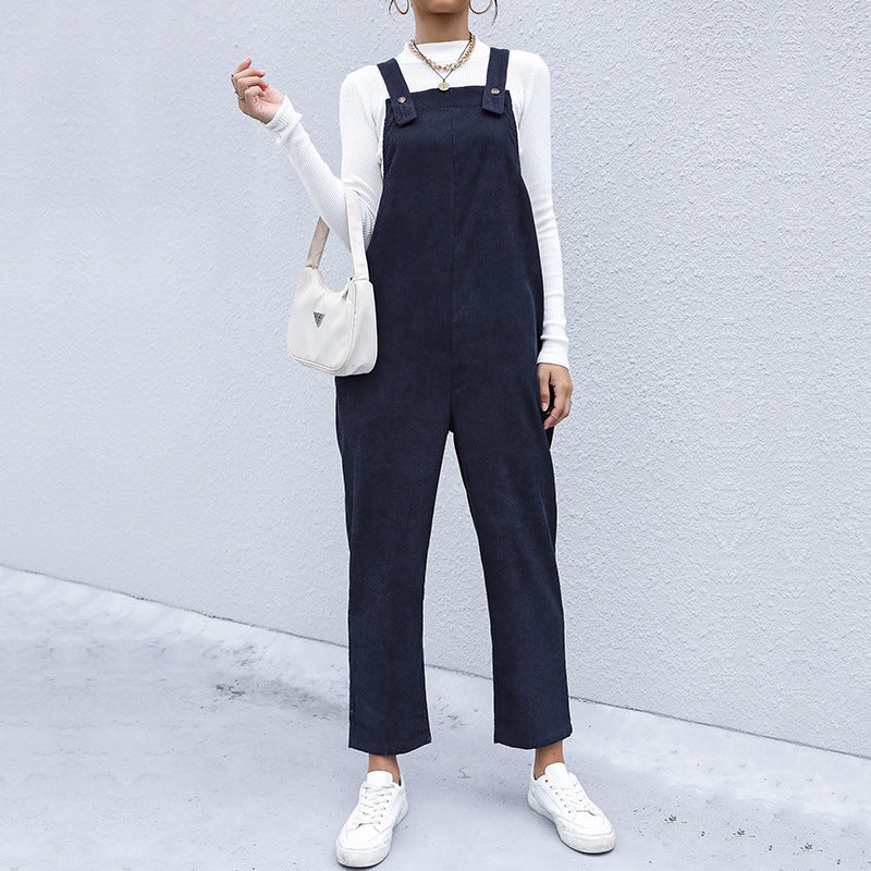 Lässiger Damen-Jumpsuit mit Stehkragen