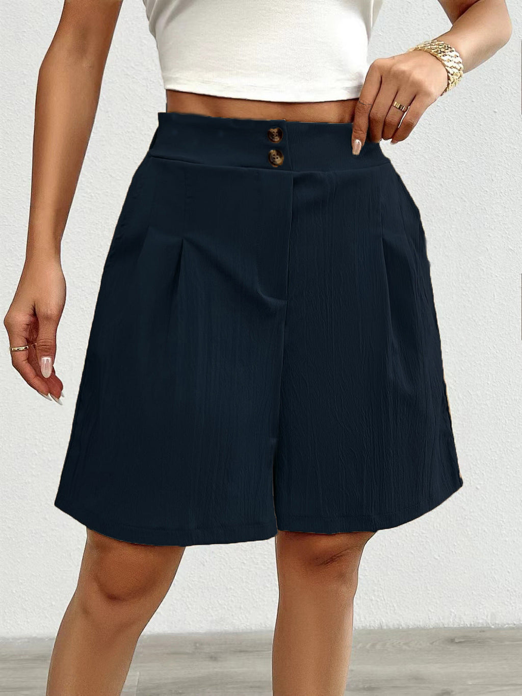 Damen Hochtaillierte Shorts mit doppeltem Knopfverschluss und Falten EB