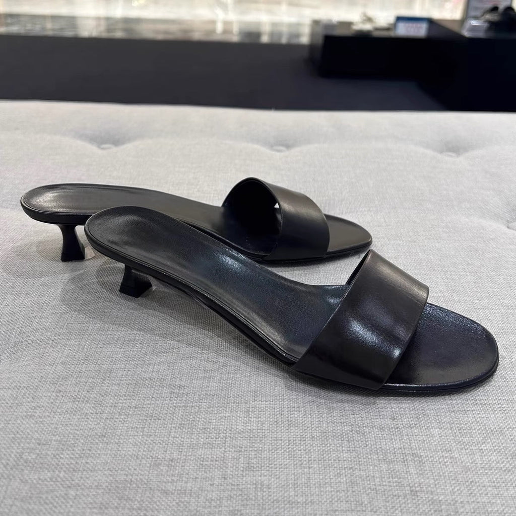 Damen Bequeme Slides mit breitem Riemendesign EB