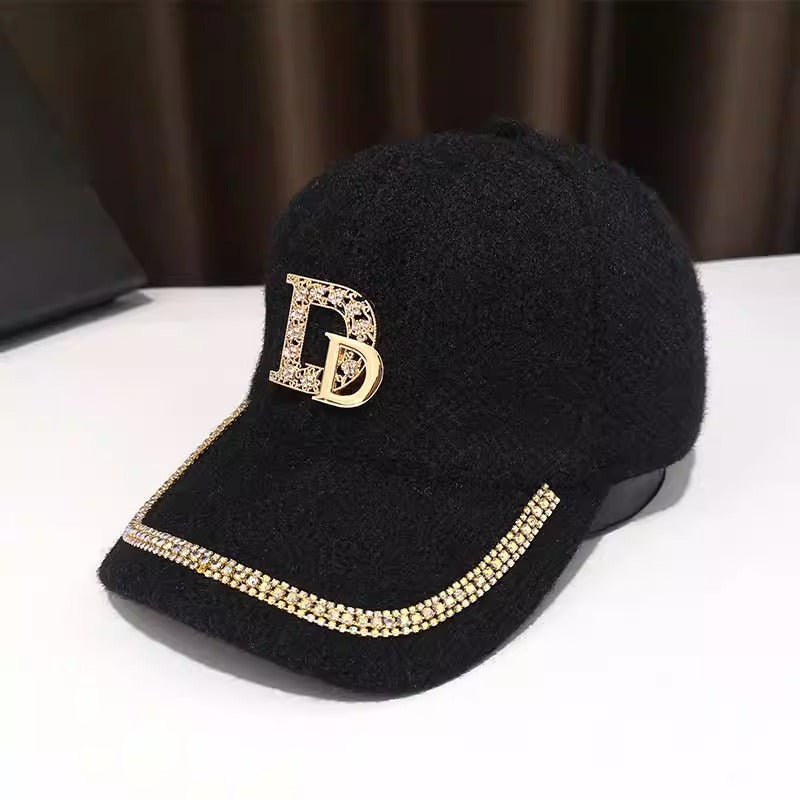 Luxuriöse Baseball-Cap aus Wolle mit Verzierungen