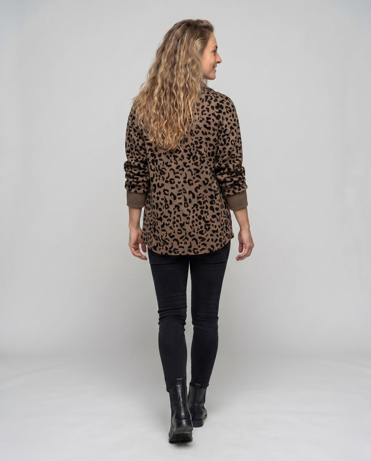 Product 15625022832970 - back_view