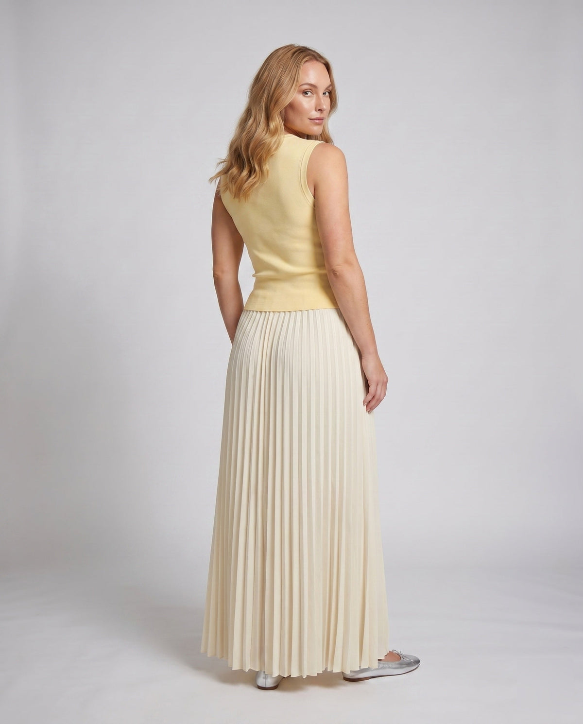 Product 15625057698122 - back_view