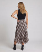 Product 15629095928138 - back_view