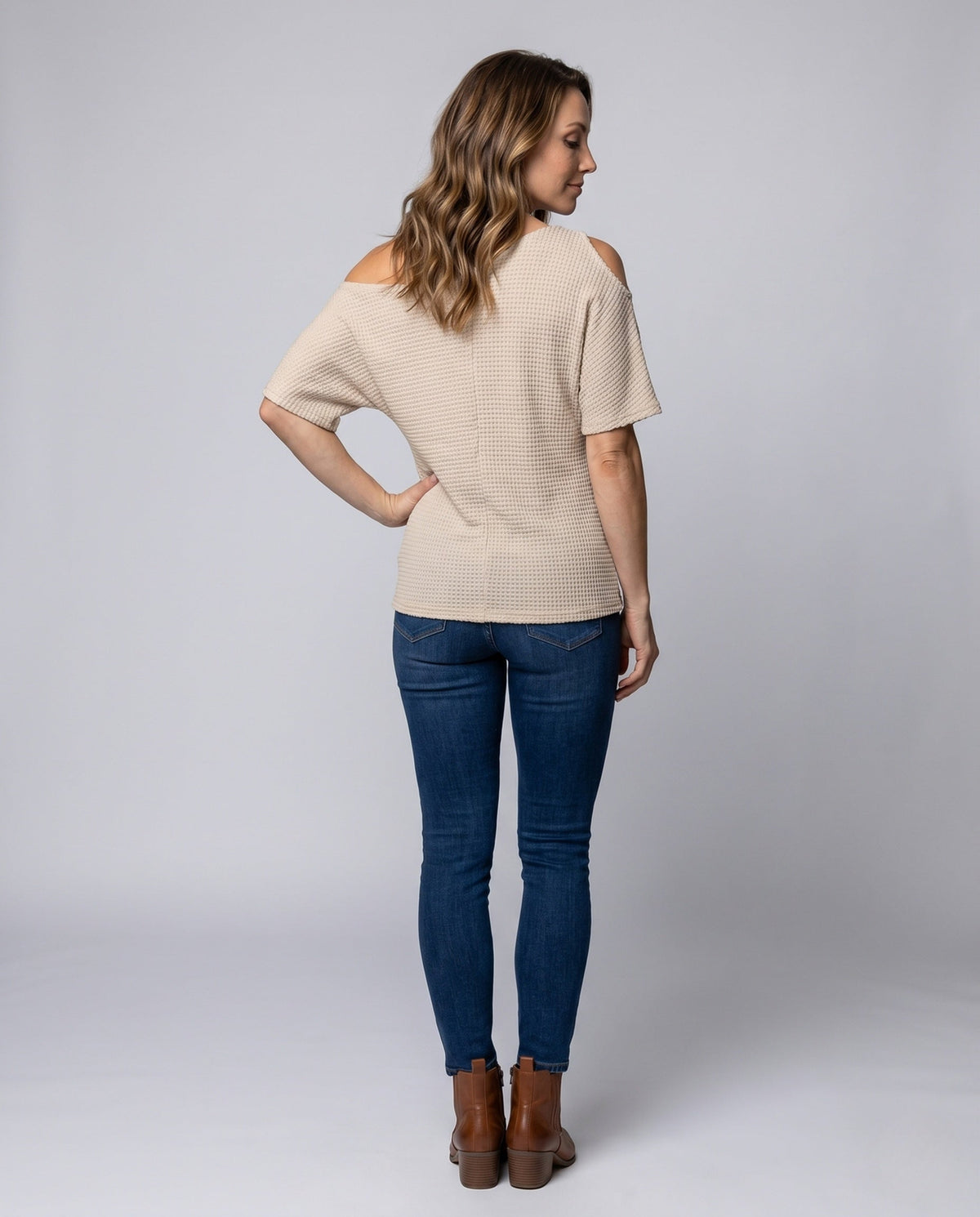 Product 15642548306250 - back_view