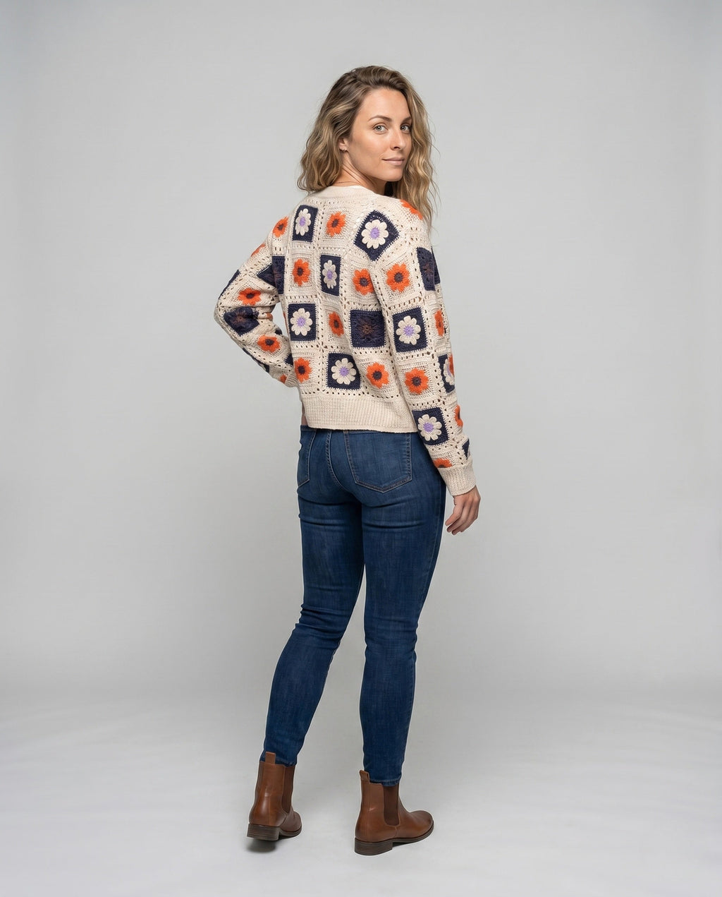 Product 15646874042698 - back_view