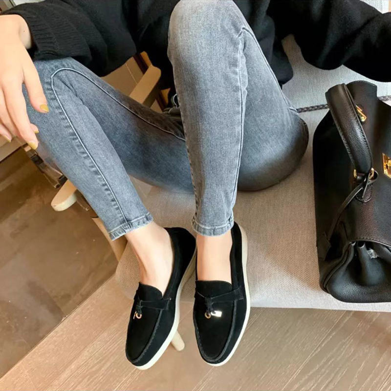 Solea Damen Slipper mit Spitze – Komfort & Stil für Frühlingstage EB