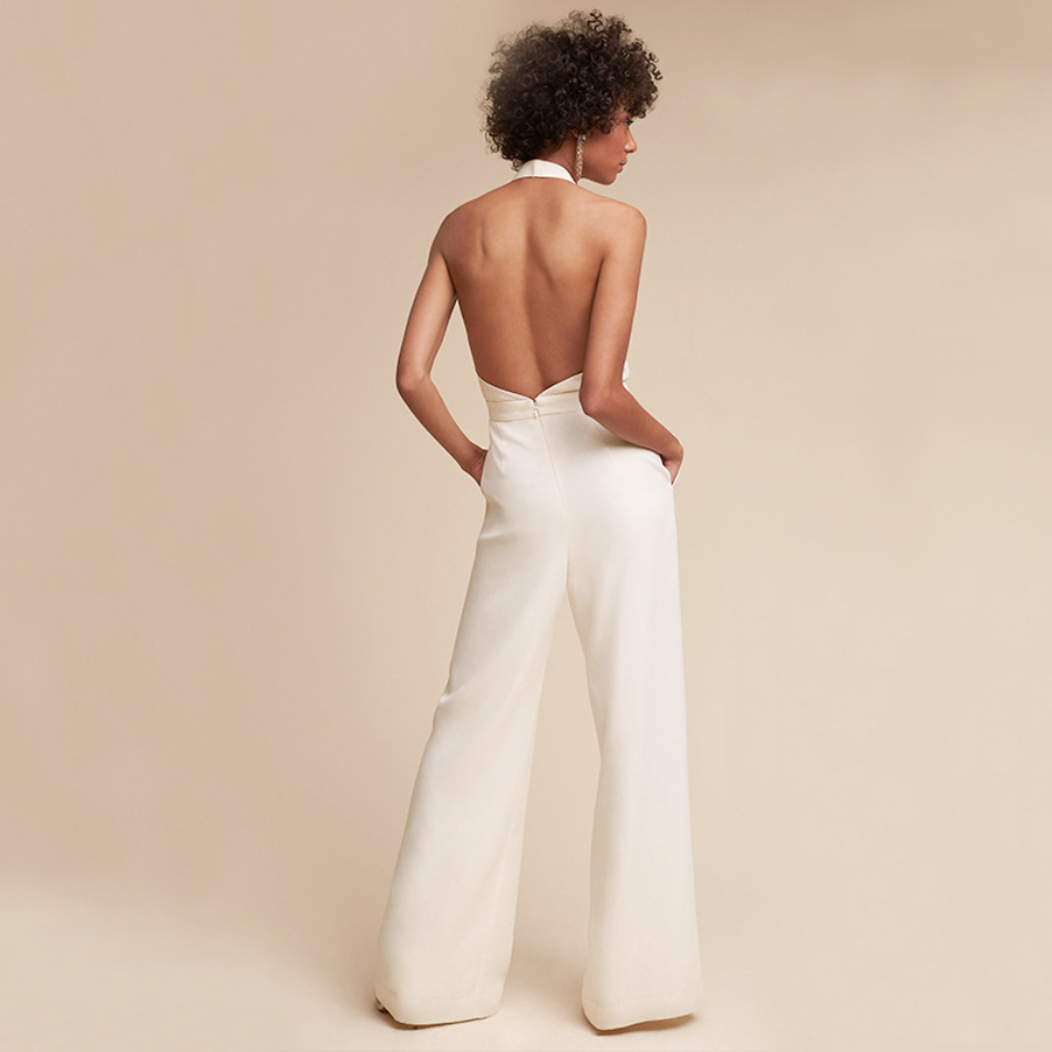 Luftiger langer Jumpsuit mit weitem Bein