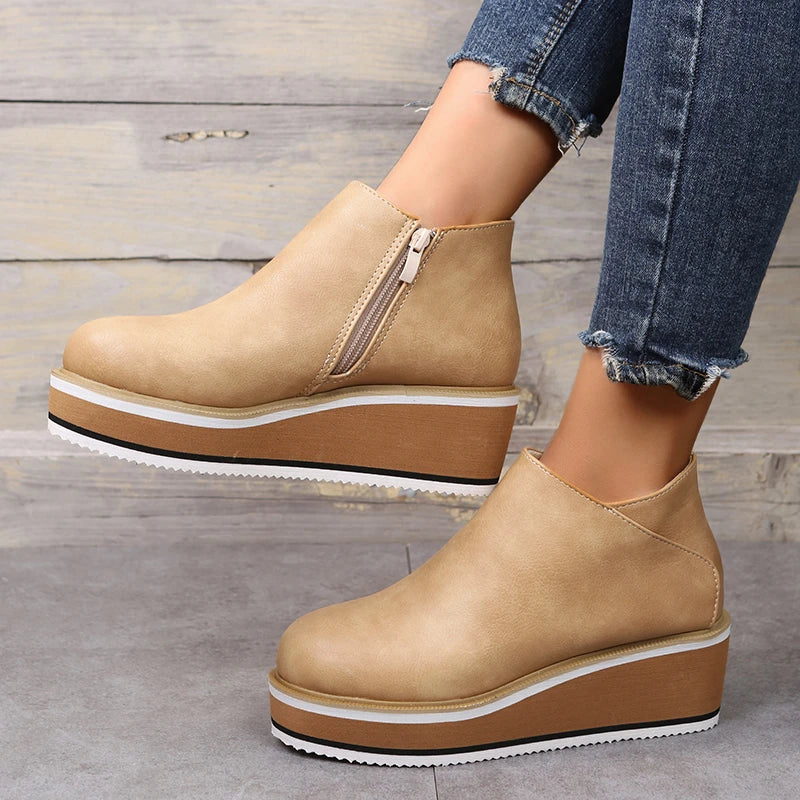Chic Wedge Boots – Mila EB