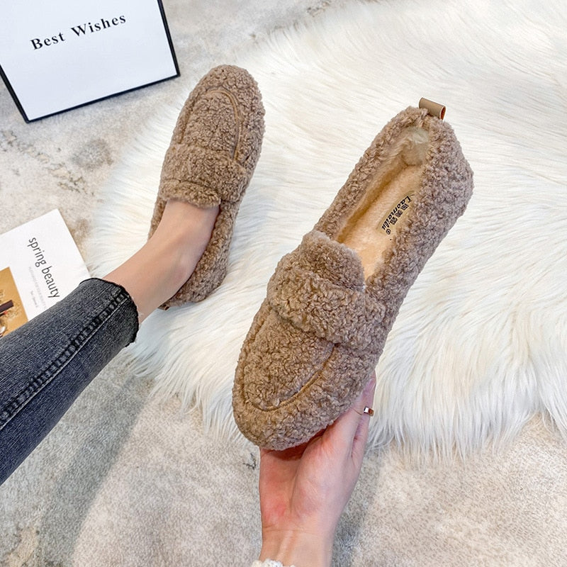 Teddy Loafers - Weiche, pelzige Slipper für Frauen EB