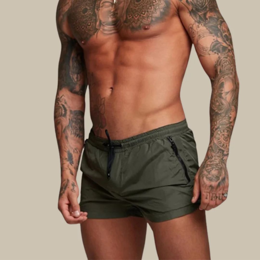 Schnelltrocknende Badeshorts mit modernem Design
