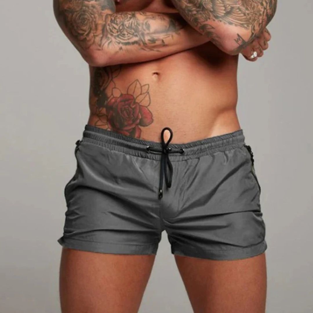 Schnelltrocknende Badeshorts mit modernem Design