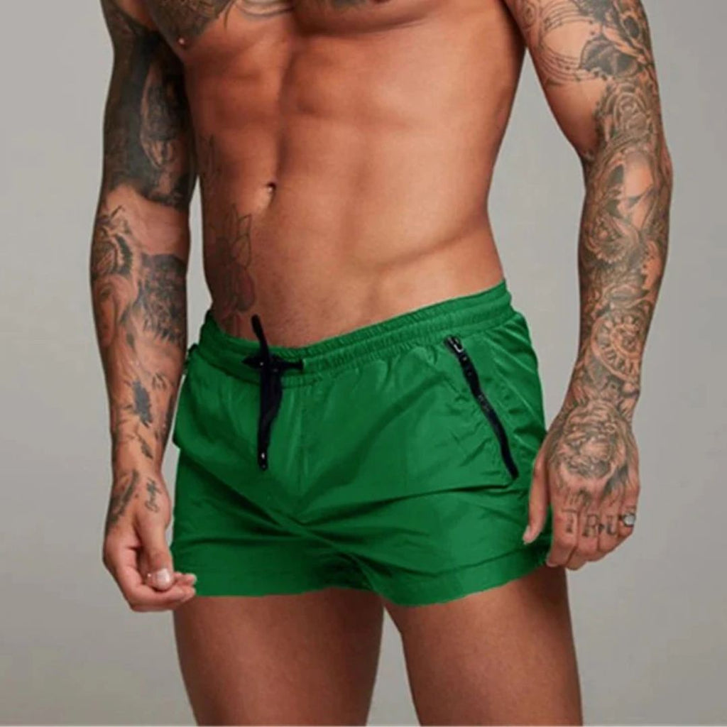 Schnelltrocknende Badeshorts mit modernem Design