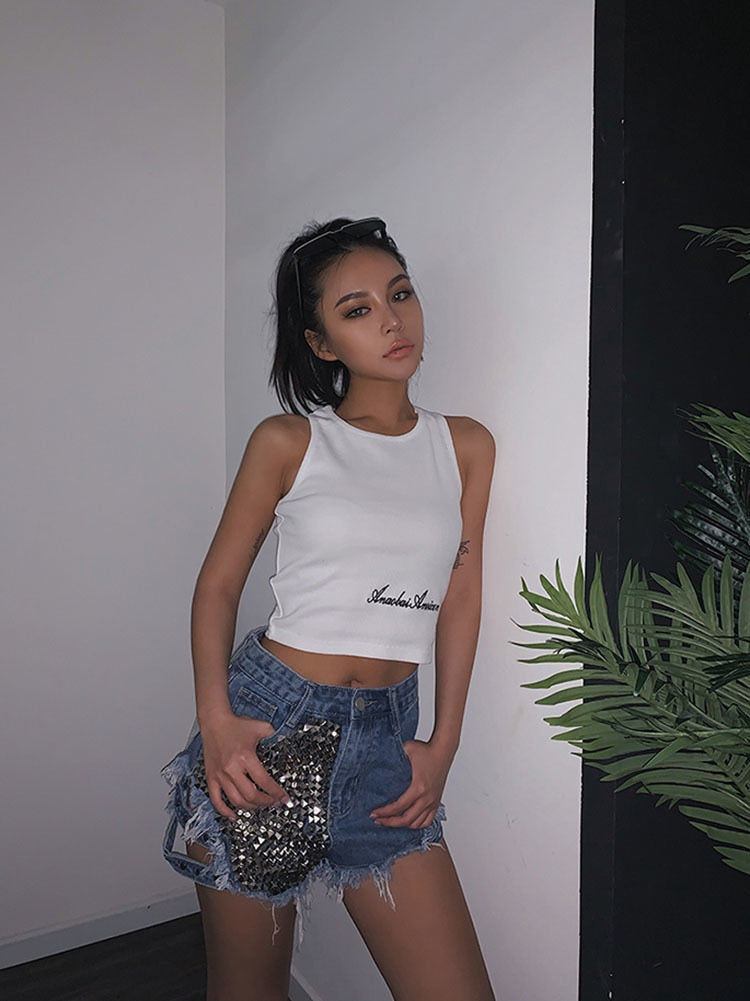 EB | Rivet Shorts Aushöhlen