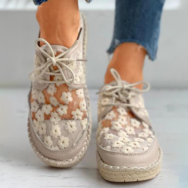 bestickte Mesh-Schuhe EB